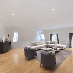 Rent 3 bedroom apartment of 232 m² in London