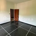 Rent 4 bedroom apartment of 90 m² in Genoa