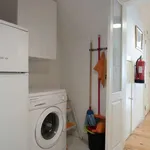 Rent 2 bedroom apartment of 80 m² in lisbon