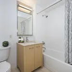 Rent 1 bedroom apartment of 39 m² in New York City