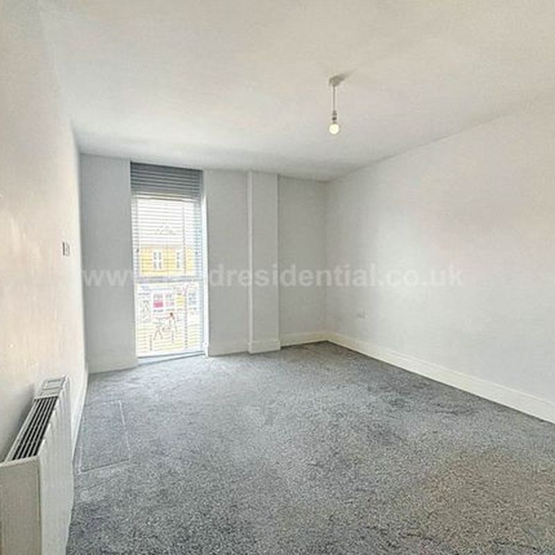 Flat to rent in London Road, Southend On Sea SS1