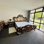 Rent 4 bedroom house in Hamilton