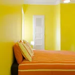 Rent a room in lisbon