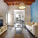 Rent 1 bedroom apartment of 55 m² in Florence