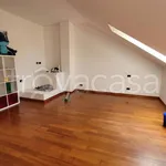 Rent 6 bedroom house of 281 m² in Arese