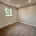 Rent 3 bedroom house in Kitchener, ON