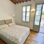 Rent 3 bedroom apartment of 110 m² in florence