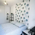 Rent a room of 91 m² in Clichy