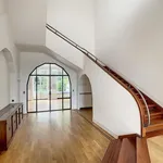 Rent 7 bedroom house of 600 m² in Brussel