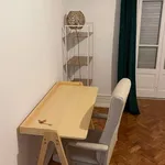 Rent a room in lisbon