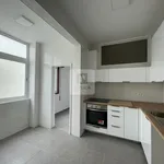 Rent 3 bedroom apartment of 96 m² in Porto