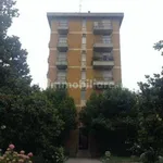 Rent 3 bedroom apartment of 60 m² in Milan