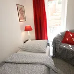 Miete 2 Schlafzimmer wohnung von 45 m² in Essen