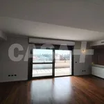 Affitto 4 camera appartamento di 160 m² in Busto Arsizio