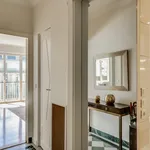 Appartement de 80 m² avec 2 chambre(s) en location à Paris