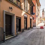 Rent 1 bedroom apartment of 32 m² in bologna