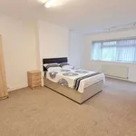 Rent 6 bedroom house in Borough of Spelthorne