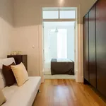 Rent 5 bedroom apartment in Lisboa