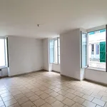 Appartement de 102 m² avec 5 chambre(s) en location à Saint-Palais