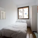 Rent a room of 140 m² in valencia