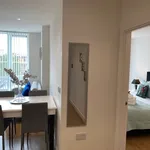 Rent 4 bedroom flat of 85 m² in Bracknell