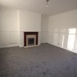 Rent 3 bedroom flat in North East England