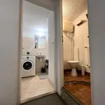 Pronajměte si 3 ložnic/e byt o rozloze 70 m² v Prague