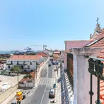 Rent 1 bedroom apartment of 40 m² in Lisbon