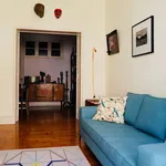 Rent a room of 70 m² in lisbon