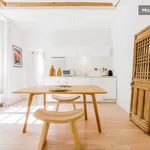 Appartement de 44 m² avec 1 chambre(s) en location à Paris