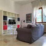 Rent 3 bedroom apartment of 98 m² in Milano