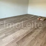 Rent 3 bedroom apartment of 160 m² in Porto