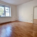 Pronajměte si 2 ložnic/e byt o rozloze 67 m² v Český Těšín