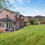 Rent 5 bedroom house in Wales