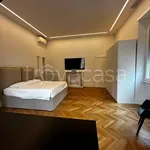 Affitto 5 camera appartamento di 185 m² in Roma