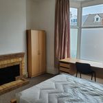 Rent 7 bedroom house in Swansea