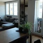 Appartement de 80 m² avec 3 chambre(s) en location à Bordeaux