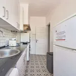 Rent a room in lisbon