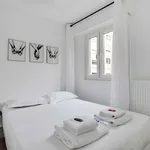 Rent 2 bedroom apartment of 30 m² in Paris