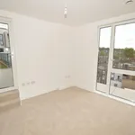 Rent 3 bedroom flat in Greenwich