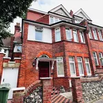 Flat to rent in South Cliff Avenue, Eastbourne BN20