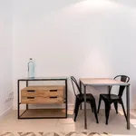 Rent 1 bedroom apartment of 40 m² in Madrid