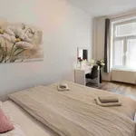 Rent 3 bedroom apartment of 45 m² in Wien