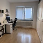 Miete 3 Schlafzimmer wohnung von 79 m² in Dusseldorf