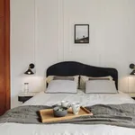 Rent 4 bedroom apartment in barcelona