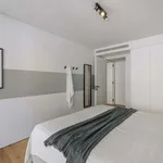 Rent 4 bedroom apartment of 78 m² in Lisboa