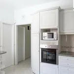 Rent 5 bedroom apartment in Lisbon