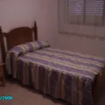 Alquilo 3 dormitorio apartamento de 90 m² en Toledo']