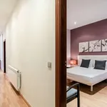 Rent 2 bedroom apartment of 73 m² in barcelona