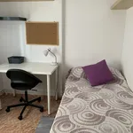 Rent a room of 70 m² in Madrid